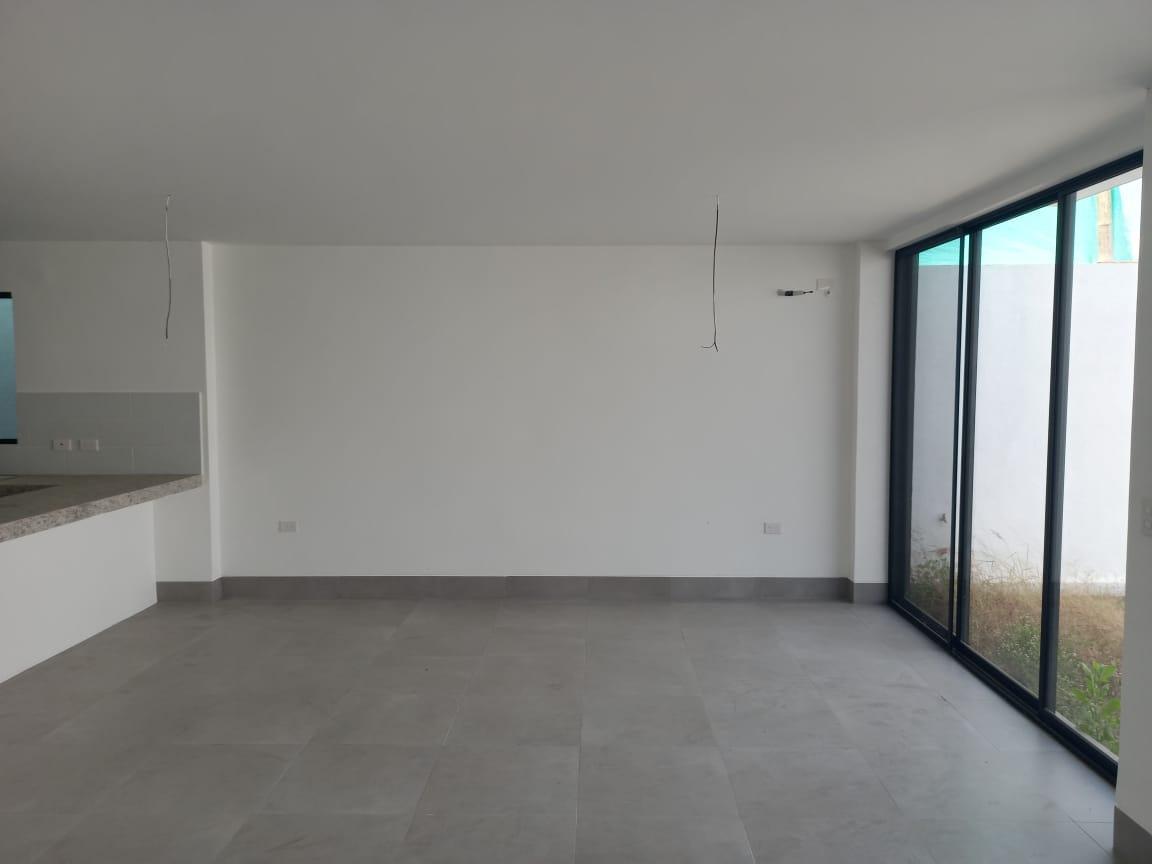 Casa de Venta en La Urbanización La Costa Samborondón, Samborondón, Guayas — imagen 8