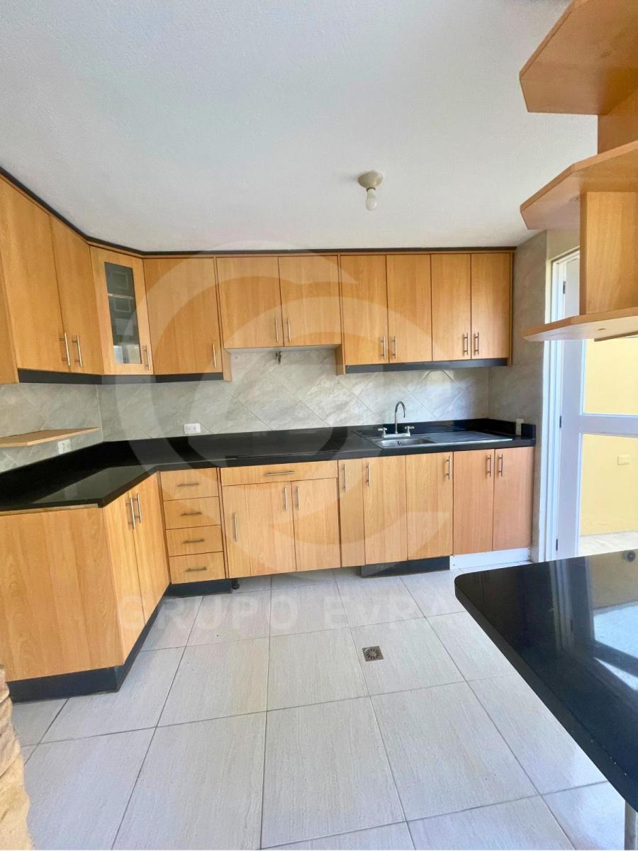 ¡Casa en Venta de Oportunidad! Vive a Pocas Cuadras del Parque del Tingo — imagen 9