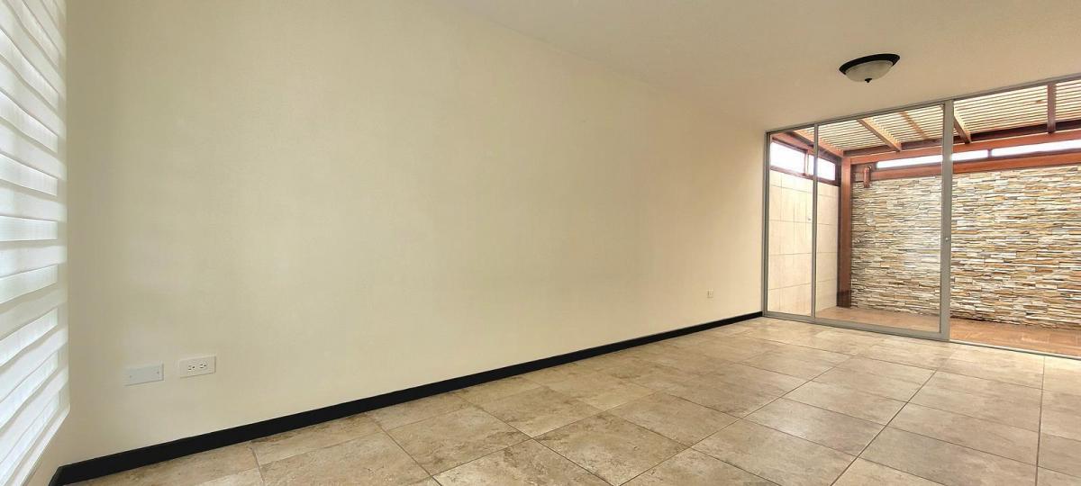 Casa en Venta Tumbaco con 4 Dorm. — imagen 10