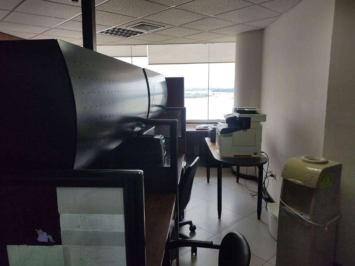 Oficina Comercial de 50 m² en Venta en Puerto Santa Ana, Guayas — imagen 9