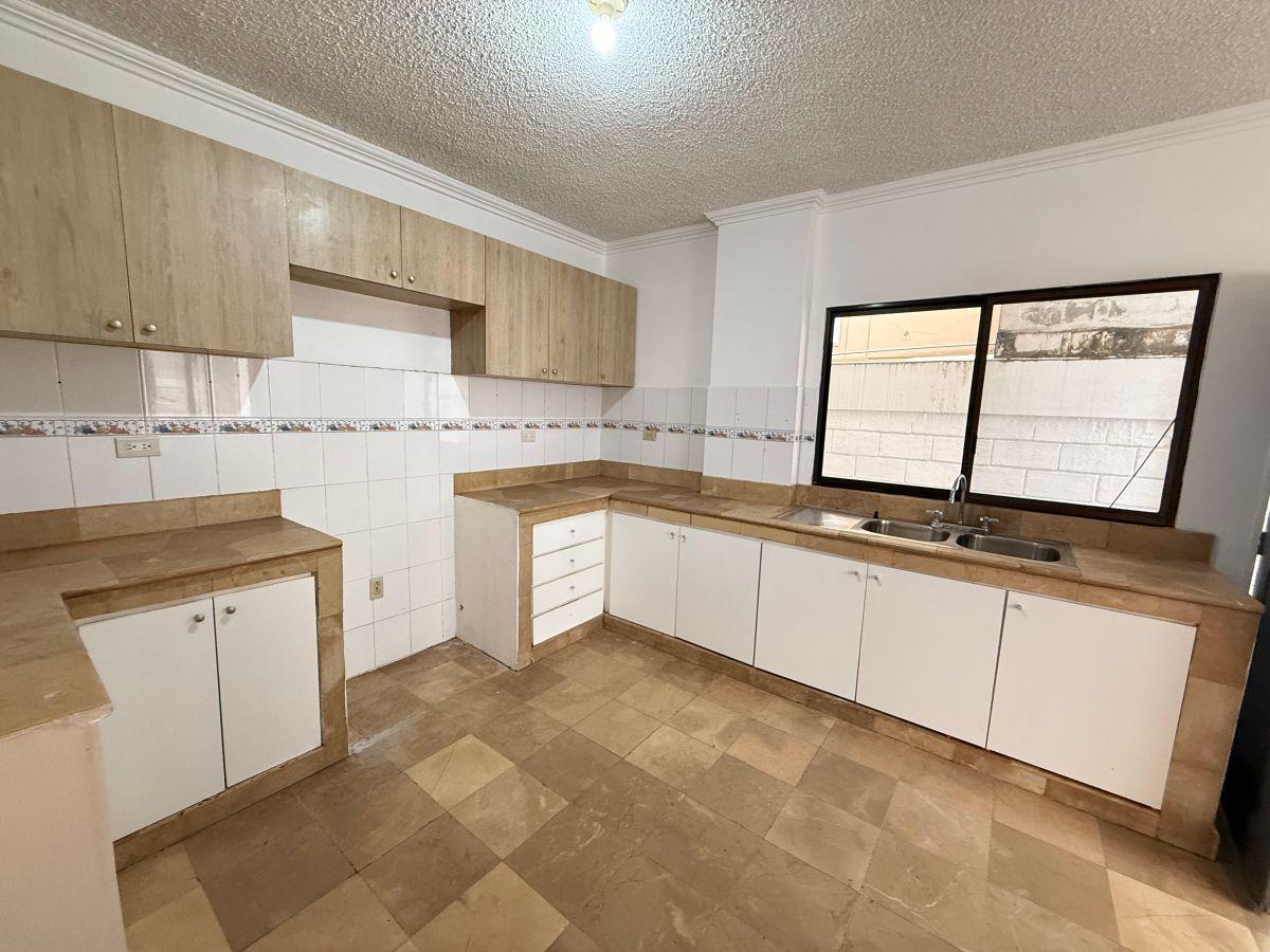 Vendo Casa en Ceibos Norte, Guayas — imagen 9