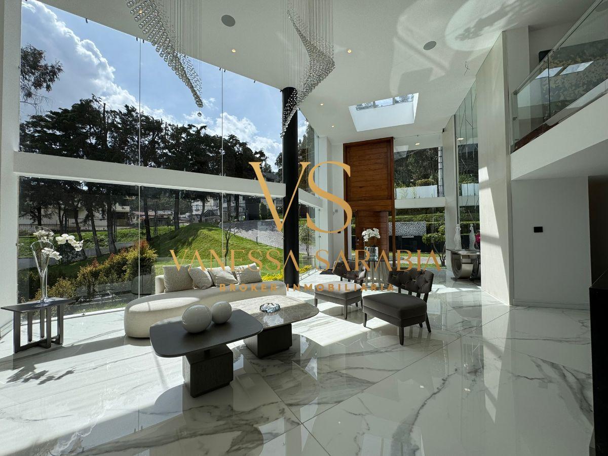 Vendo Casa Exclusiva en Iñaquito Alto, Ubicada Dentro de Urbanización Privada en Quito – Ecuador — imagen 6
