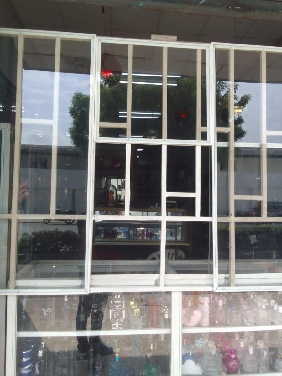 Locales Comerciales en Calle Los Rios y Huancavilca, Guayas — imagen 4