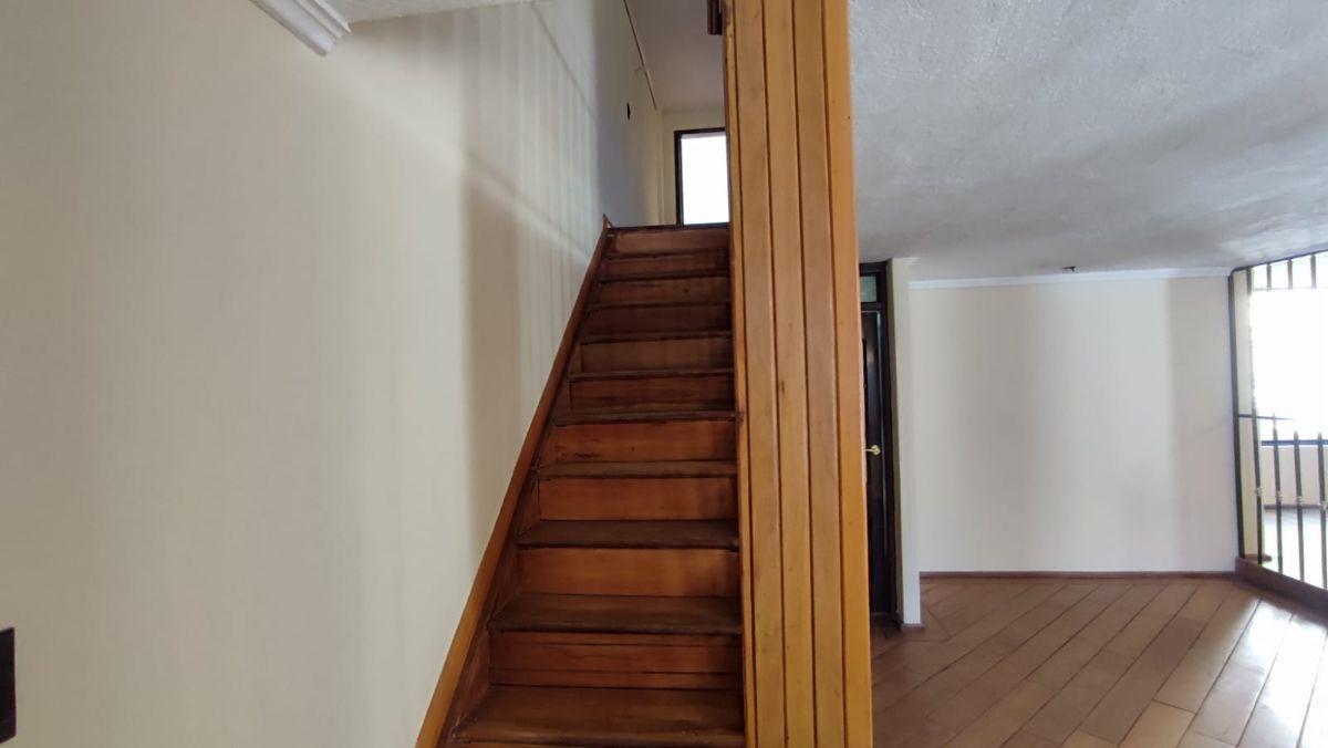 Venta Casa Amplia - Sector Pusuquí — imagen 3