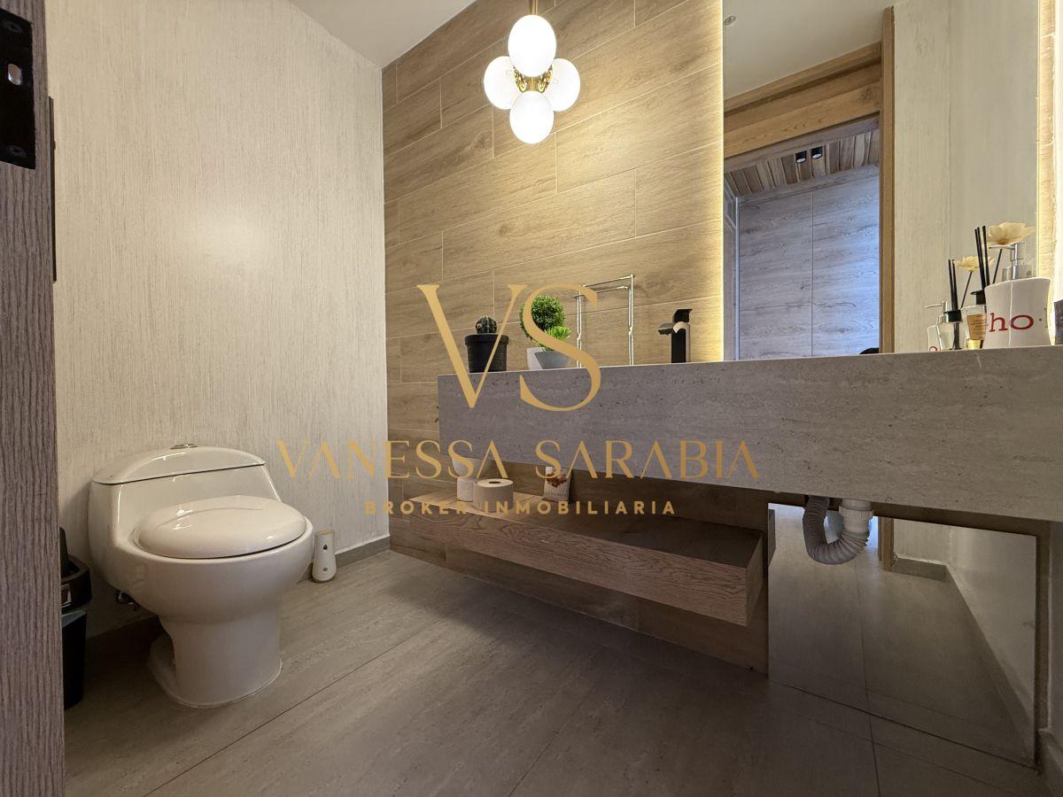 Venta Casa Moderna en Valle Hermoso en Latacunga - Ecuador, Cotopaxi — imagen 3