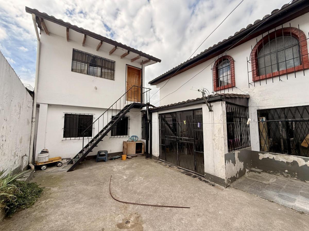 Casacasa en Venta | 4 Dorm. con Patios - Sector San Fernando - Quito — imagen 5
