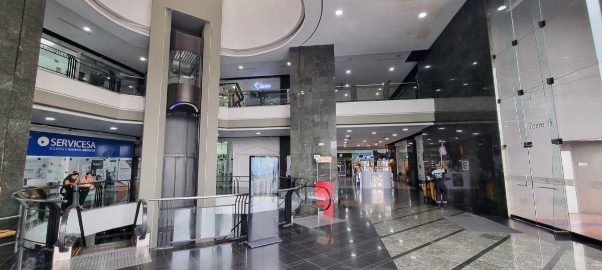 Oficina Corporativa en Venta World Trade Center Guayaquil, 73 m² Amoblada. Guayas — imagen 2