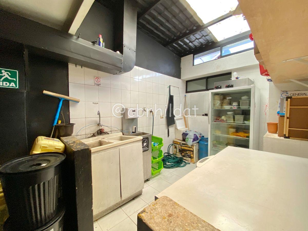 H/ Av El Inca, Casa Comercial en Venta, 331 m² $179.900 — imagen 2