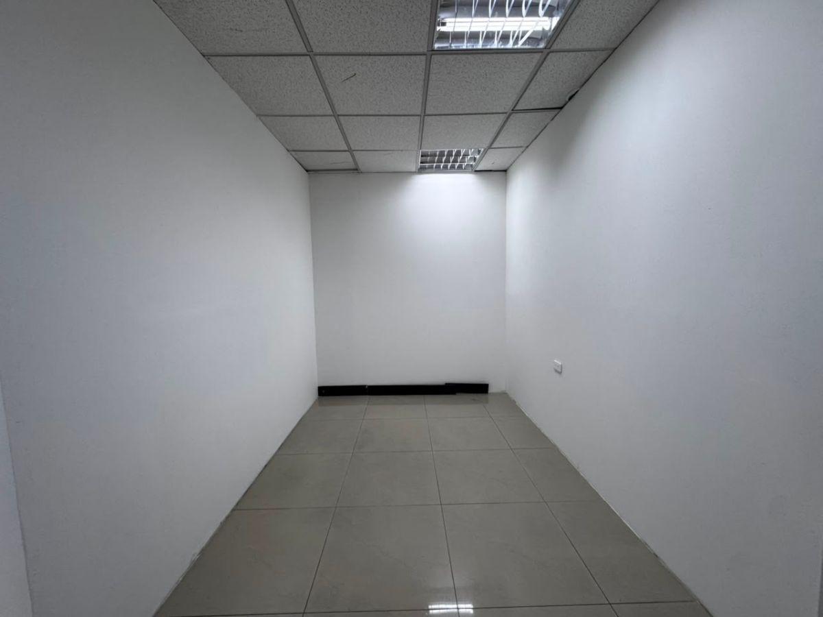 En Venta Oficina 170 m² Av La Coruña — imagen 2