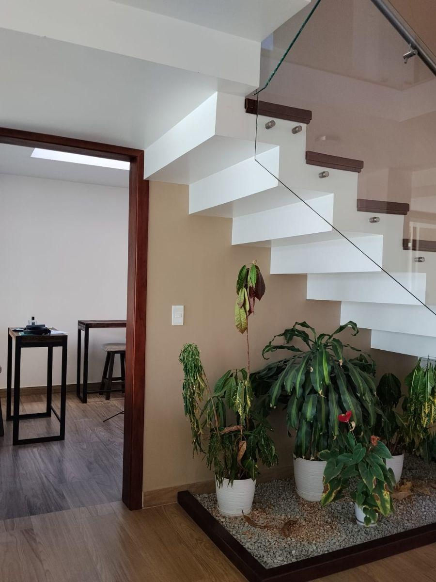 Casa de 333 m² con 3 Dorm. en Venta en Calderón, Sector Landazuri — imagen 5