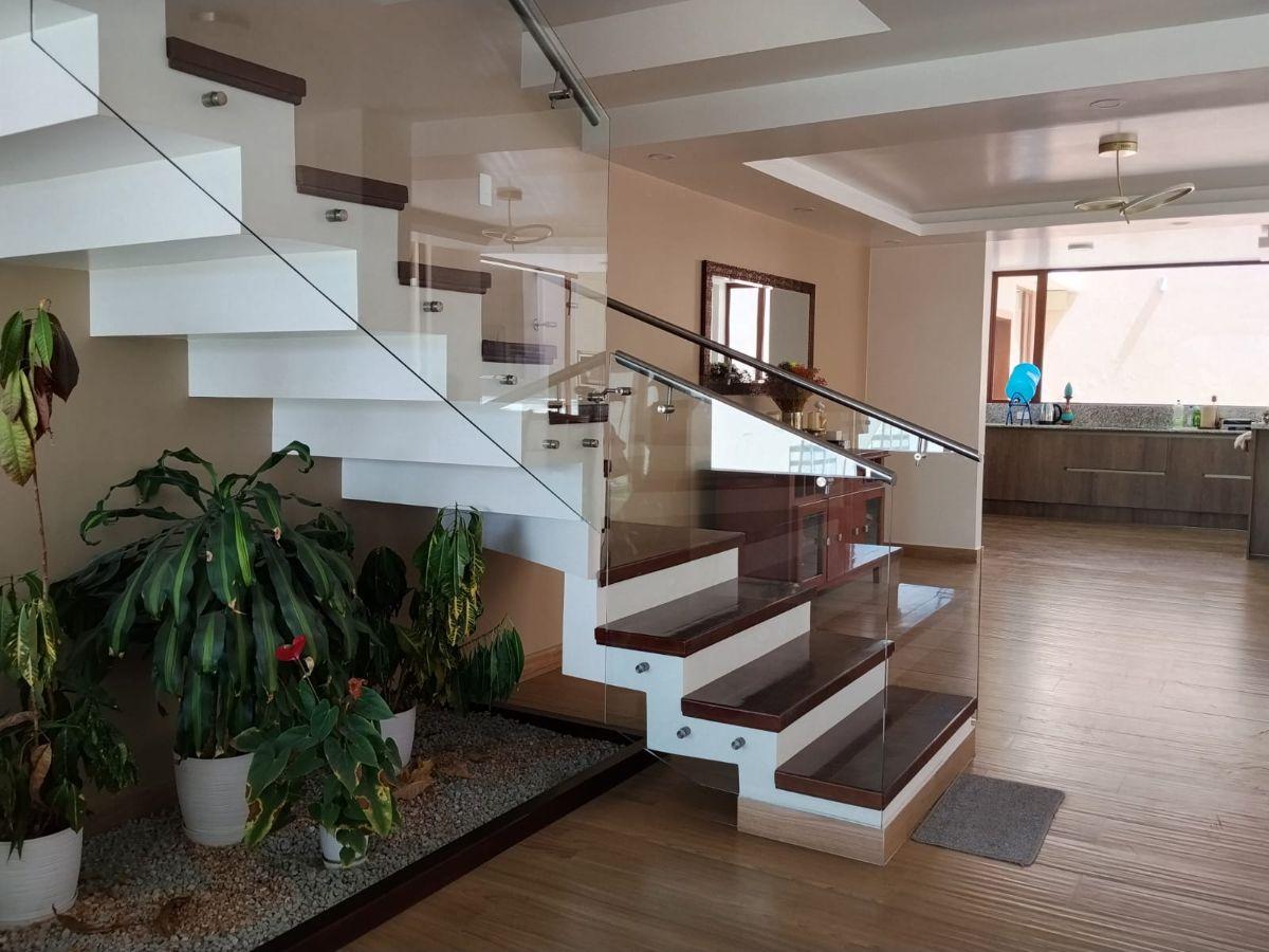 Casa de 333 m² con 3 Dorm. en Venta en Calderón, Sector Landazuri — imagen 4