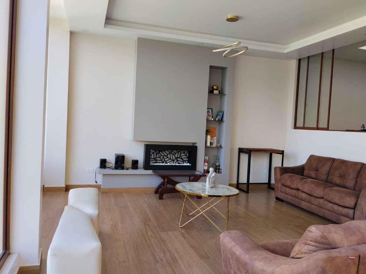 Casa de 333 m² con 3 Dorm. en Venta en Calderón, Sector Landazuri — imagen 3