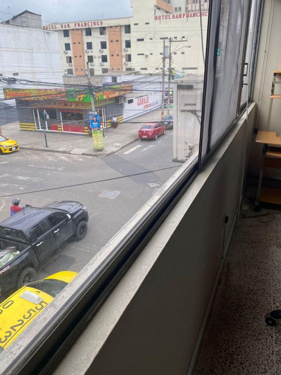 Oficina en Venta en Casco Central de Machala, El Oro — imagen 2