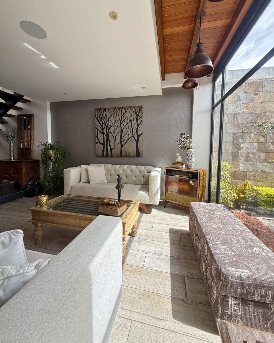 Casa Inteligente de Lujo en Venta | Tumbaco | Chaquiñán | Conjunto Paseo del Chaquiñán — imagen 7