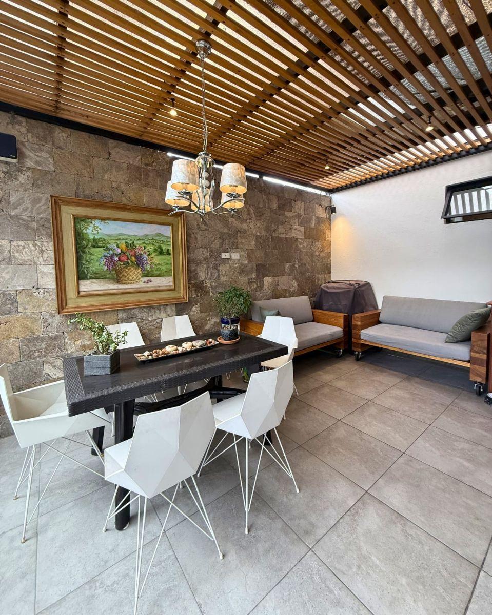 Casa Inteligente de Lujo en Venta | Tumbaco | Chaquiñán | Conjunto Paseo del Chaquiñán — imagen 3