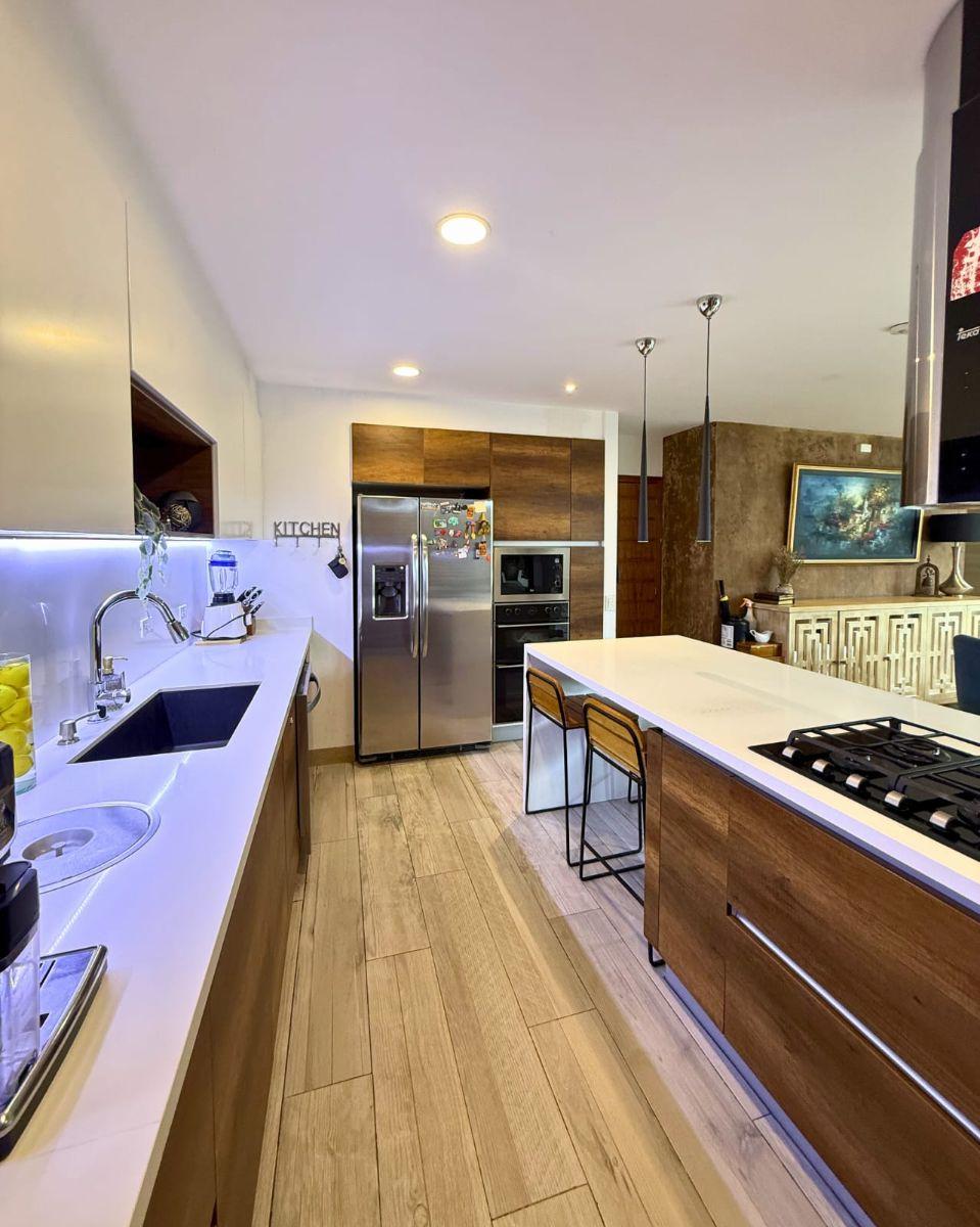 Casa Inteligente de Lujo en Venta | Tumbaco | Chaquiñán | Conjunto Paseo del Chaquiñán — imagen 2