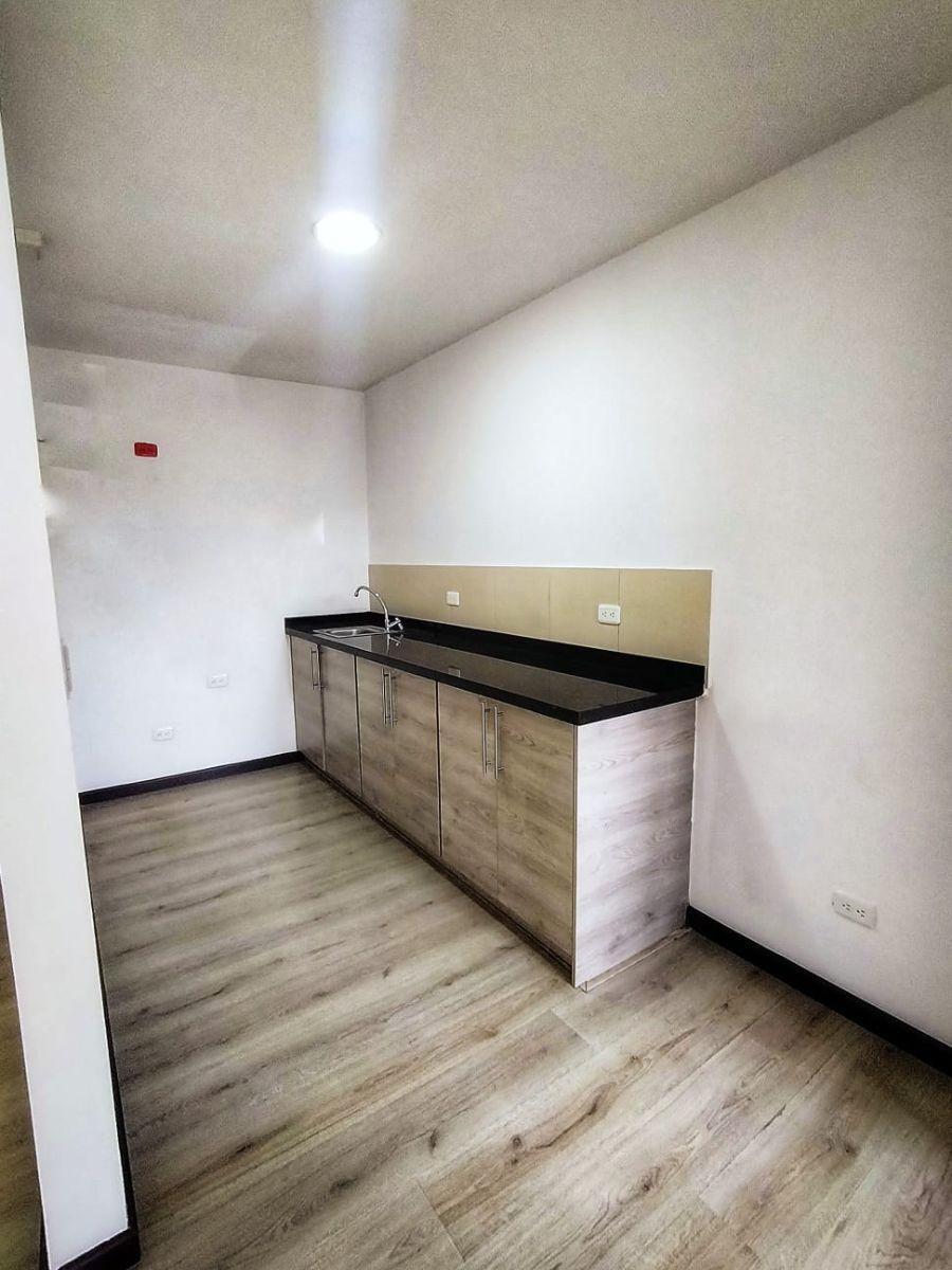 Oficina Comercial de 86 m² en Venta, Centro Norte — imagen 5