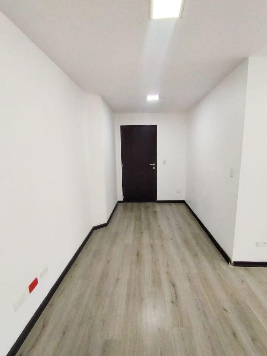 Oficina Comercial de 86 m² en Venta, Centro Norte — imagen 3