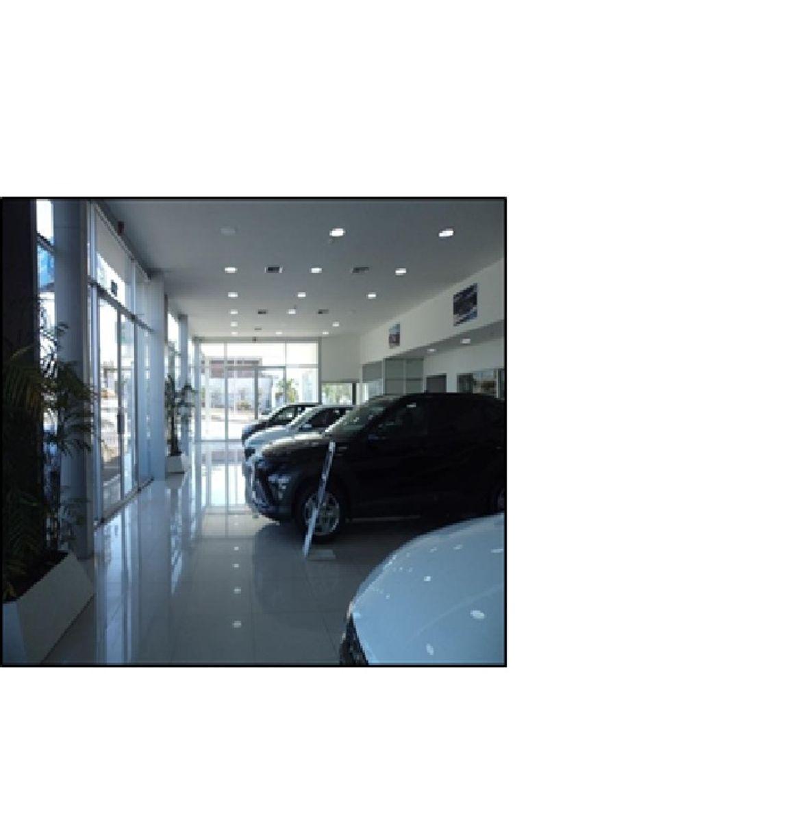 Manta (Local Comercial) Concesionario Automotriz, Manabí — imagen 7