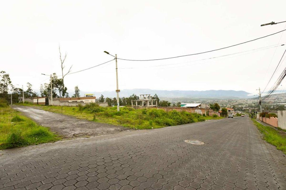 Terreno 713 m² en Venta, Caranqui - Ibarra, Imbabura — imagen 3