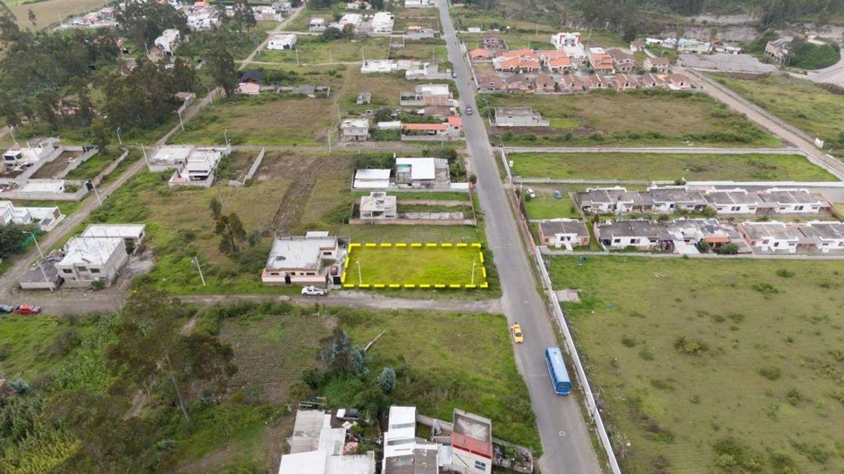 Terreno 713 m² en Venta, Caranqui - Ibarra, Imbabura — imagen 2
