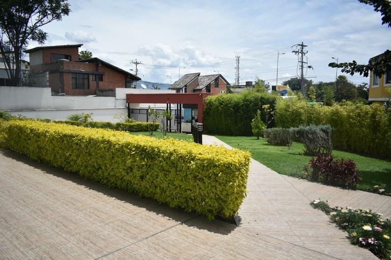 Departamento Hermoso Cerca Al Tia de Tumbaco — imagen 6