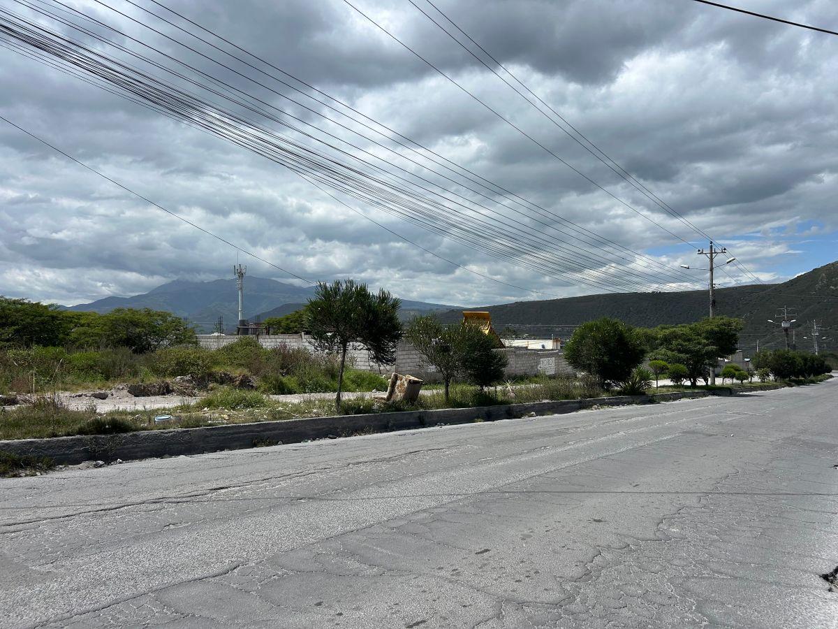 Vendo Terreno Plano 2.944 m² en Calle Principal - Comercial con Rentas Activas – Urb. Huasipungo — imagen 9