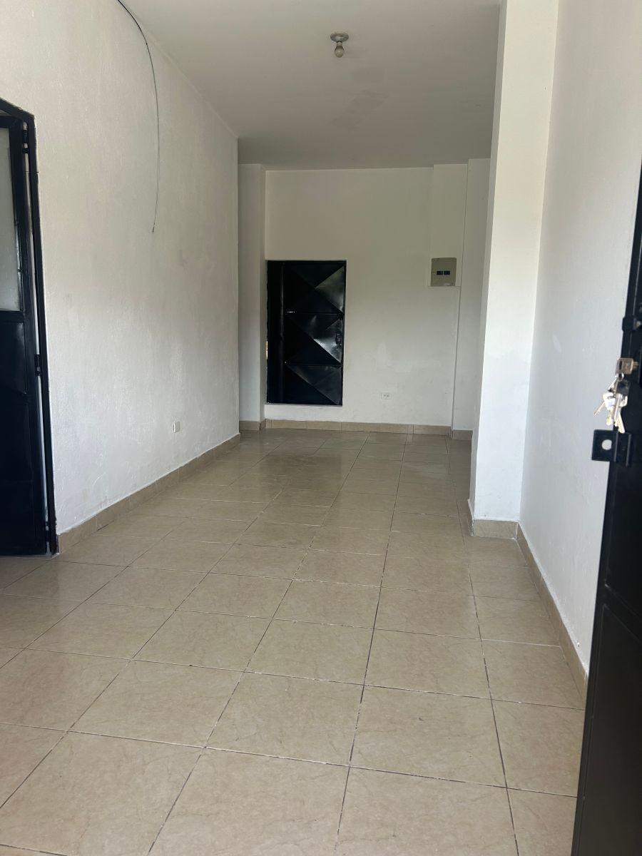 Vendo Terreno Plano 2.944 m² en Calle Principal - Comercial con Rentas Activas – Urb. Huasipungo — imagen 3