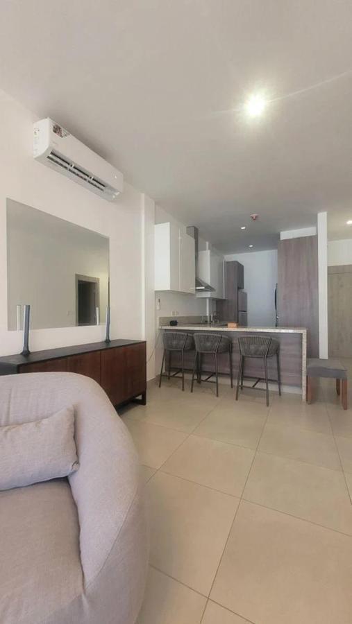 En Venta Departamento Amoblado, Portón del Río, La Provenza. 2 Dormit, Guayas — imagen 4