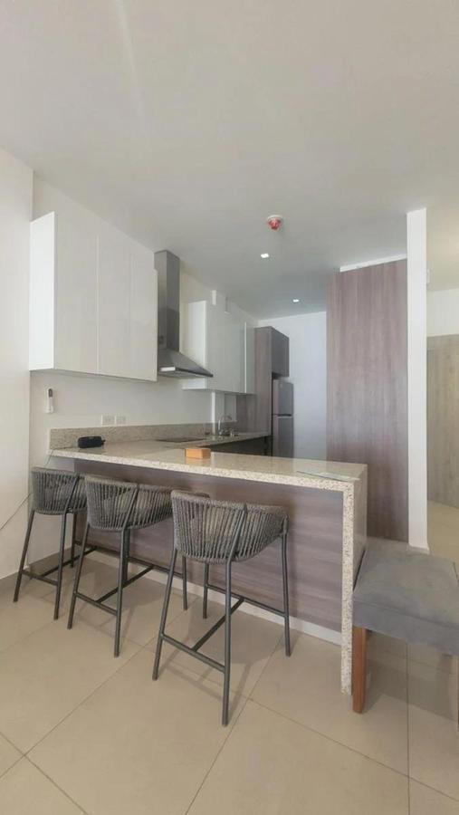 En Venta Departamento Amoblado, Portón del Río, La Provenza. 2 Dormit, Guayas — imagen 2