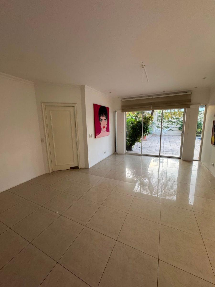 Casa de 500 m² con 4 Habitaciones en Venta en Samborondón Mas Jacuzzi, Guayas — imagen 5