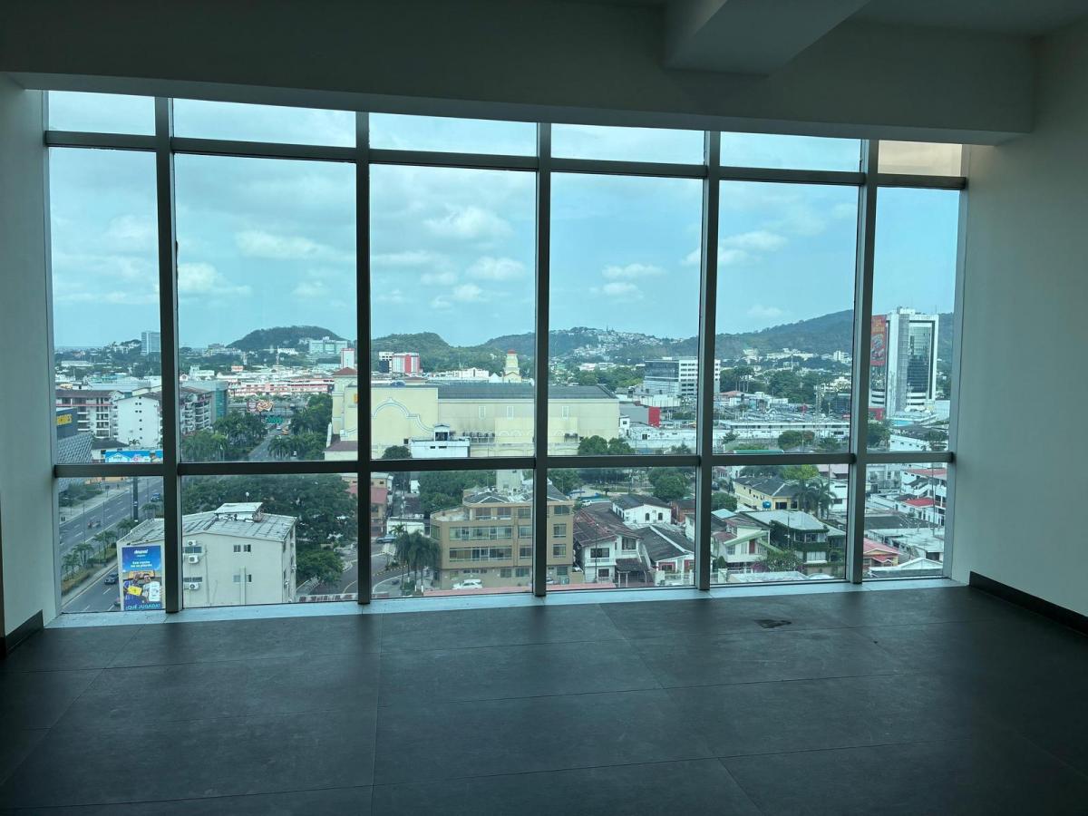 Oficina de Venta en Edif. Blue Towers, Piso 9. Guayas — imagen 8