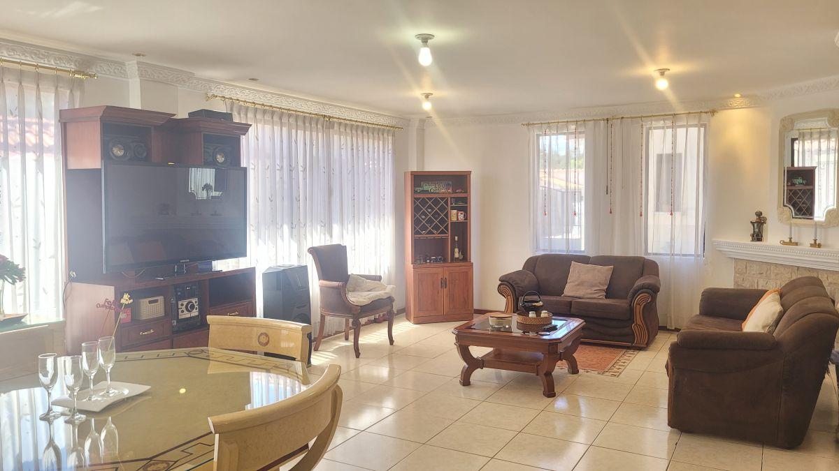 Casa de Venta, Los Chillos, 4 Dorm. — imagen 9