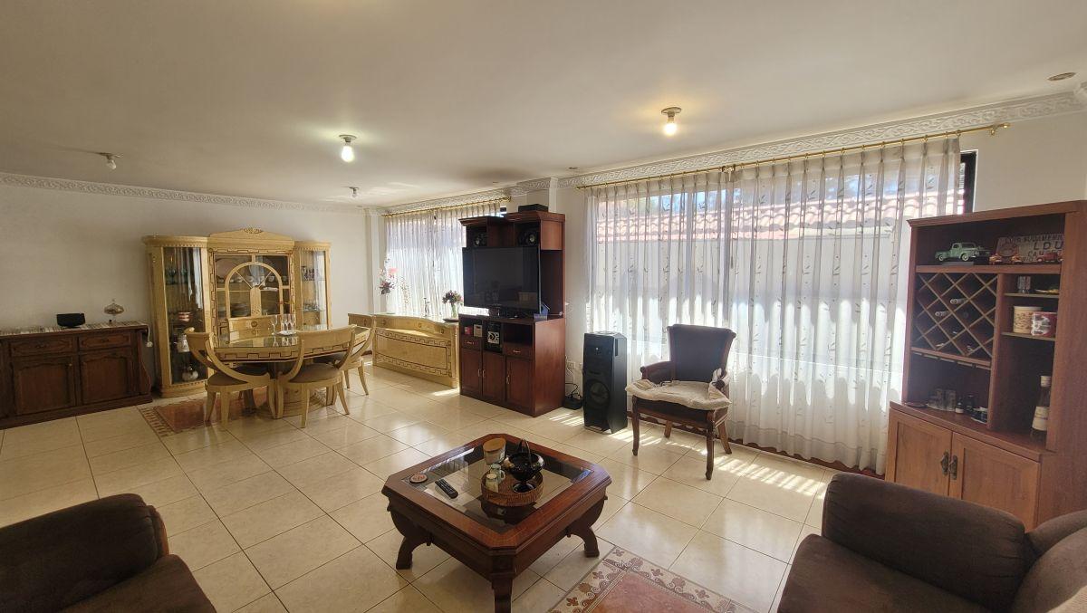 Casa de Venta, Los Chillos, 4 Dorm. — imagen 6