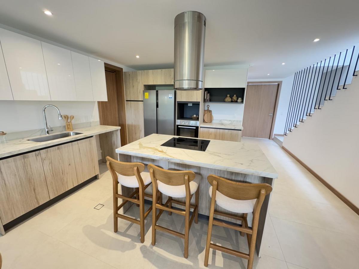 Puembo 195.14 m² en Venta Casa Esquinera Dos Plantas con Jardin 3 Habitaciones — imagen 8