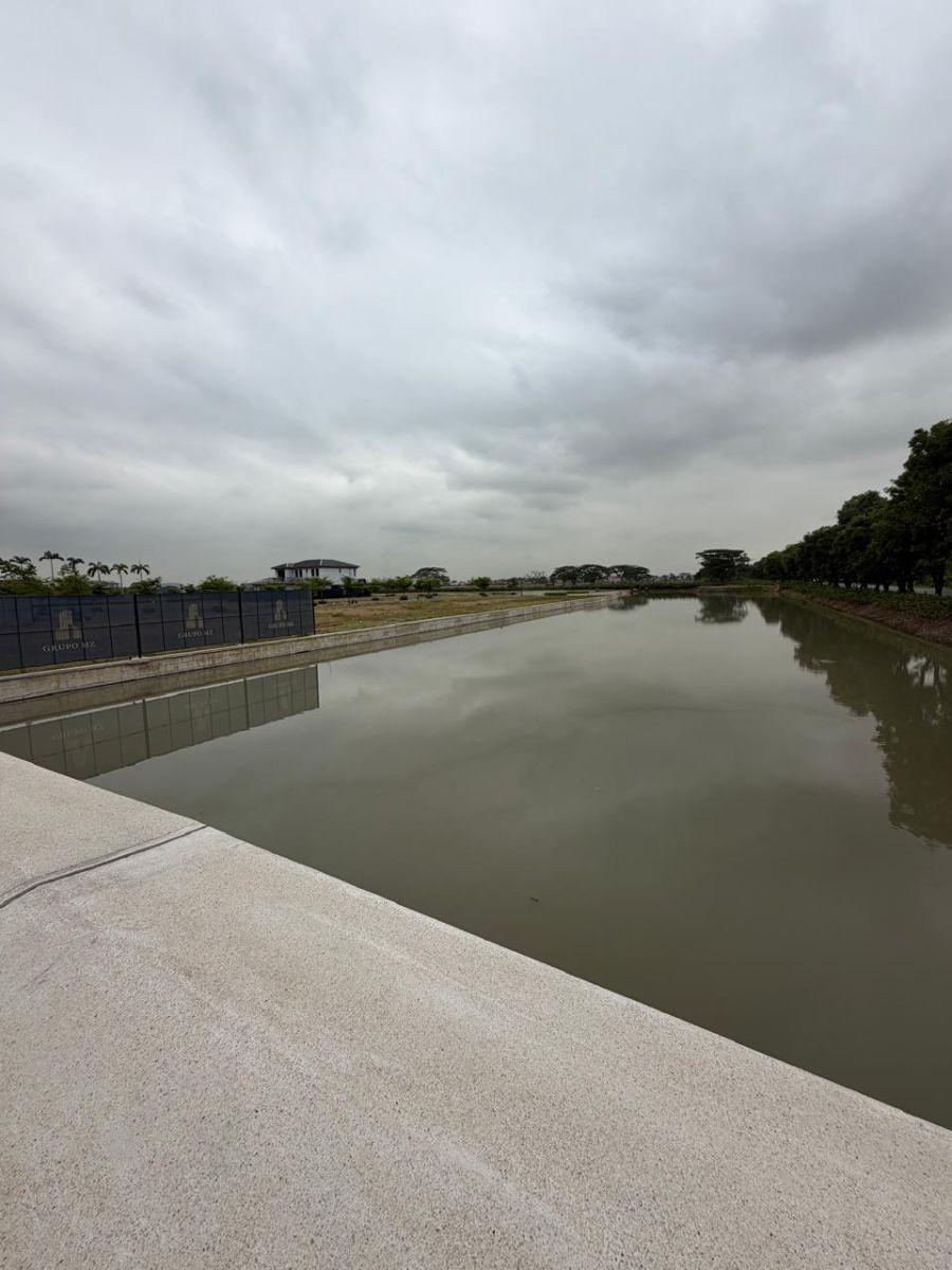 Samborondón Km 8 Urbanización Parques de Batán Terrenos en Venta, Guayas — imagen 2