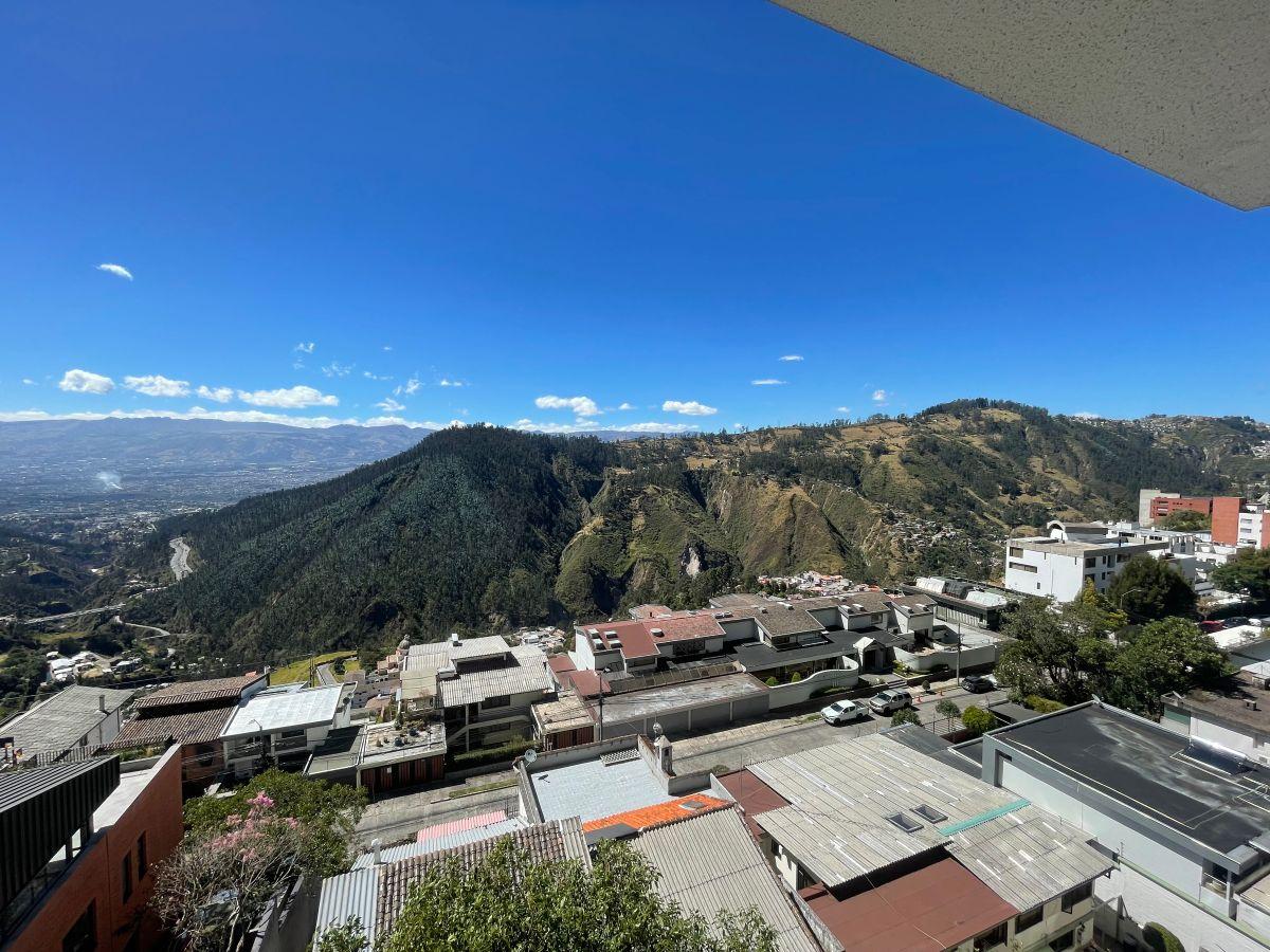 Departamento de 270 m² con 3 Habitaciones en Venta en González Suárez — imagen 7