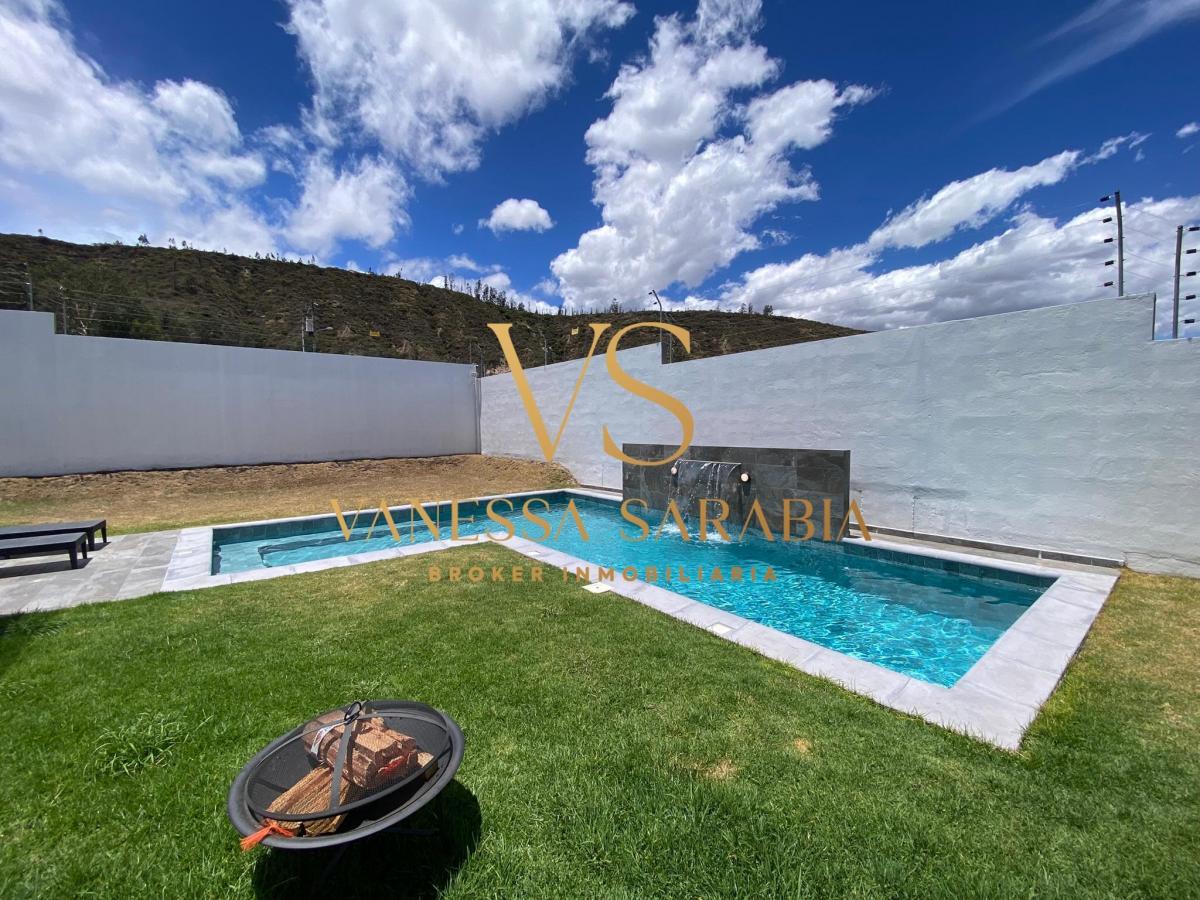 Vendo Casa Moderno Dentro de Urbanización en Guayllabamba - Ecuador — imagen 4
