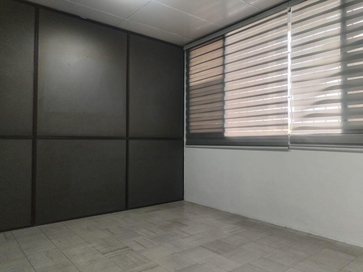 ¡Invierta en Una Oficina Estratégica Edificio Finec, Centro de Guayaquil!, Guayas — imagen 4