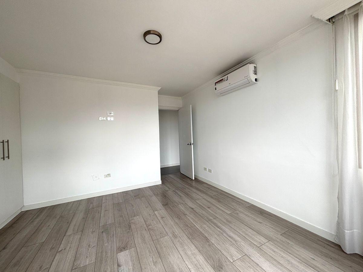 Departamento de 141 m² con 3 Dorm. en Venta Sector Cumbayá — imagen 3