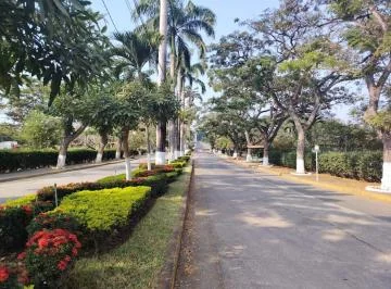 Venta de Terreno Esquinero en La Urbanización Lagos de Capeira, 619 m², Guayas — imagen 5