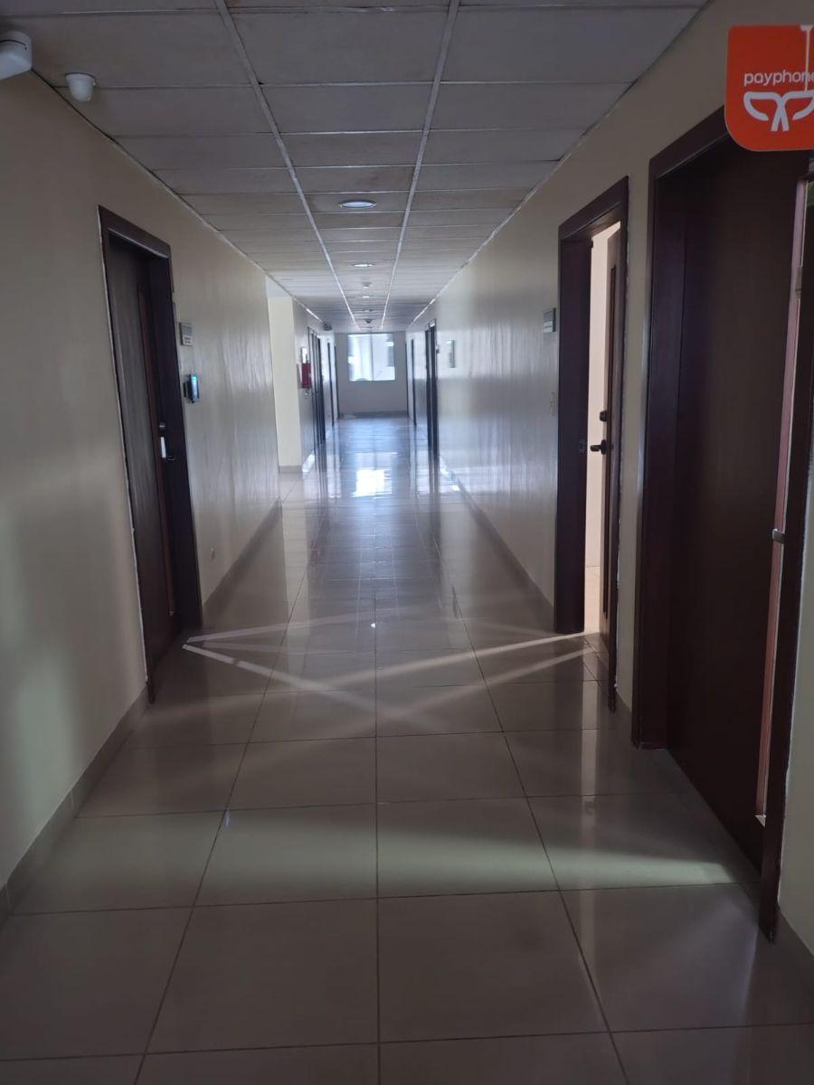 Vendo Consultorio en Edificio Medical Plaza. Kennedy Norte. Oportunidad, Guayas — imagen 9