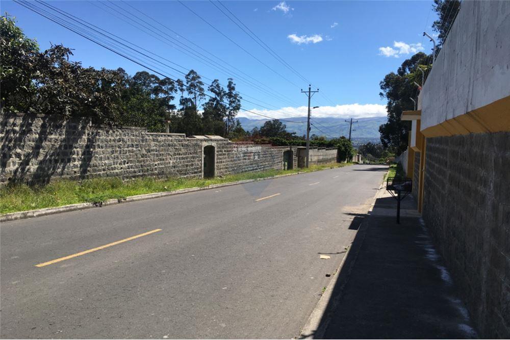 Vendo Hermos0 Terreno 2.837,50 m² Conocoto — imagen 9