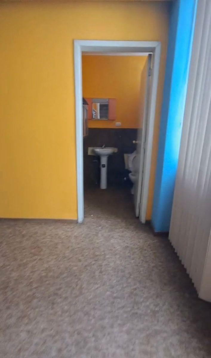 Oficina Comercial de 42 m² en Venta en Sector El Ejido — imagen 2