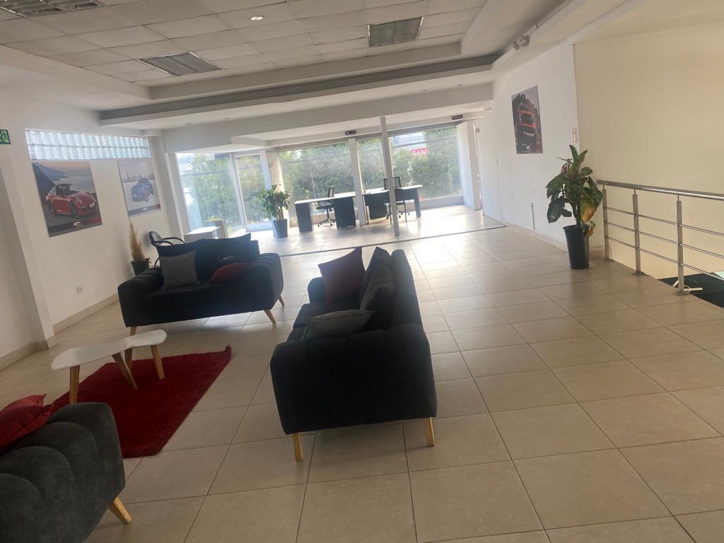 En Venta o Renta Excelente Terreno con Local Comercial en Av Principal — imagen 5