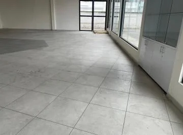 Vendo Terreno, Oficinas, Bodegas, Áreas Exhibición, Rentadas; Av Principal — imagen 4