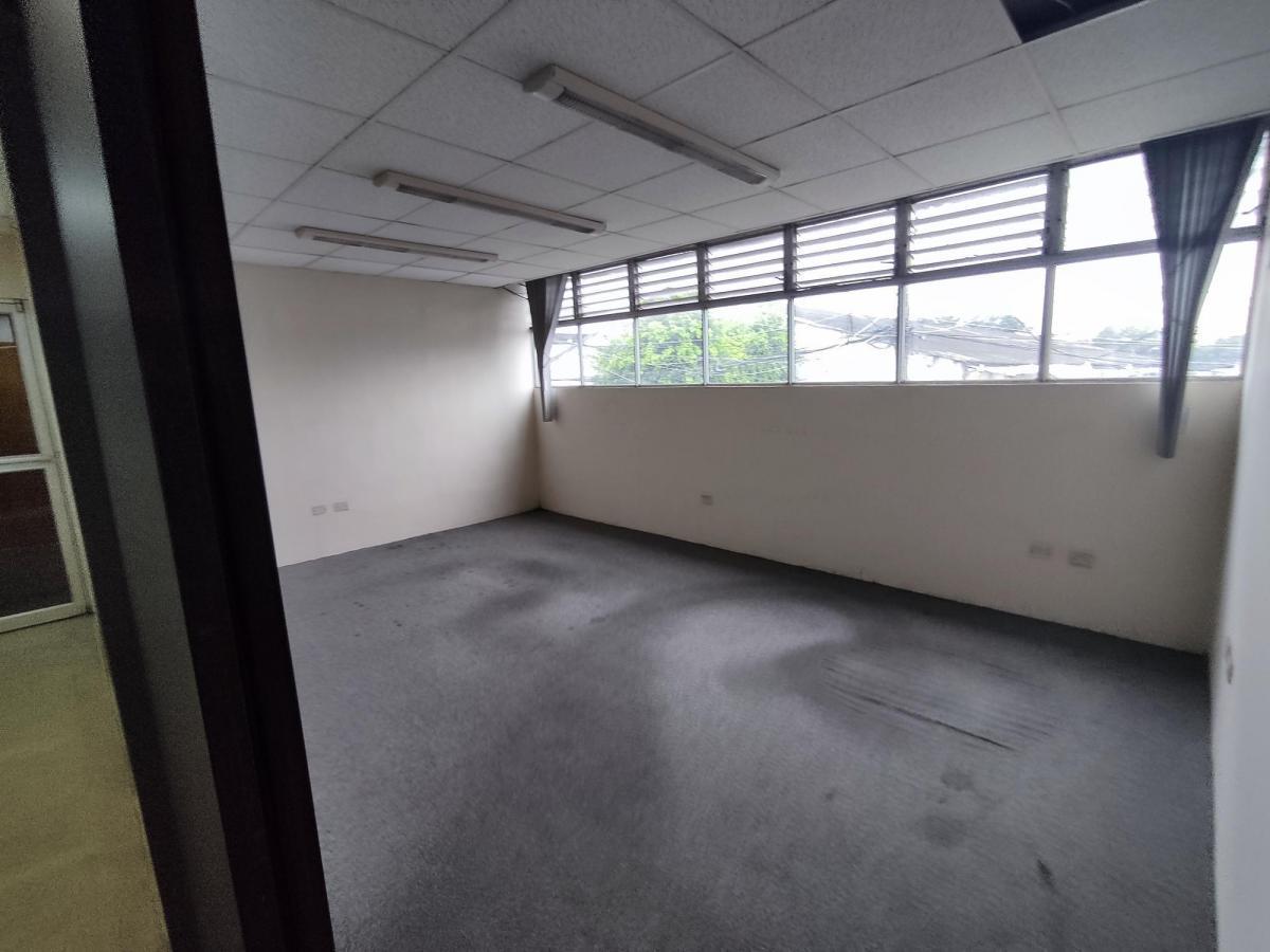 Av Carlos Julio Se Vende Propiedad 100% Comercial, Guayas — imagen 2