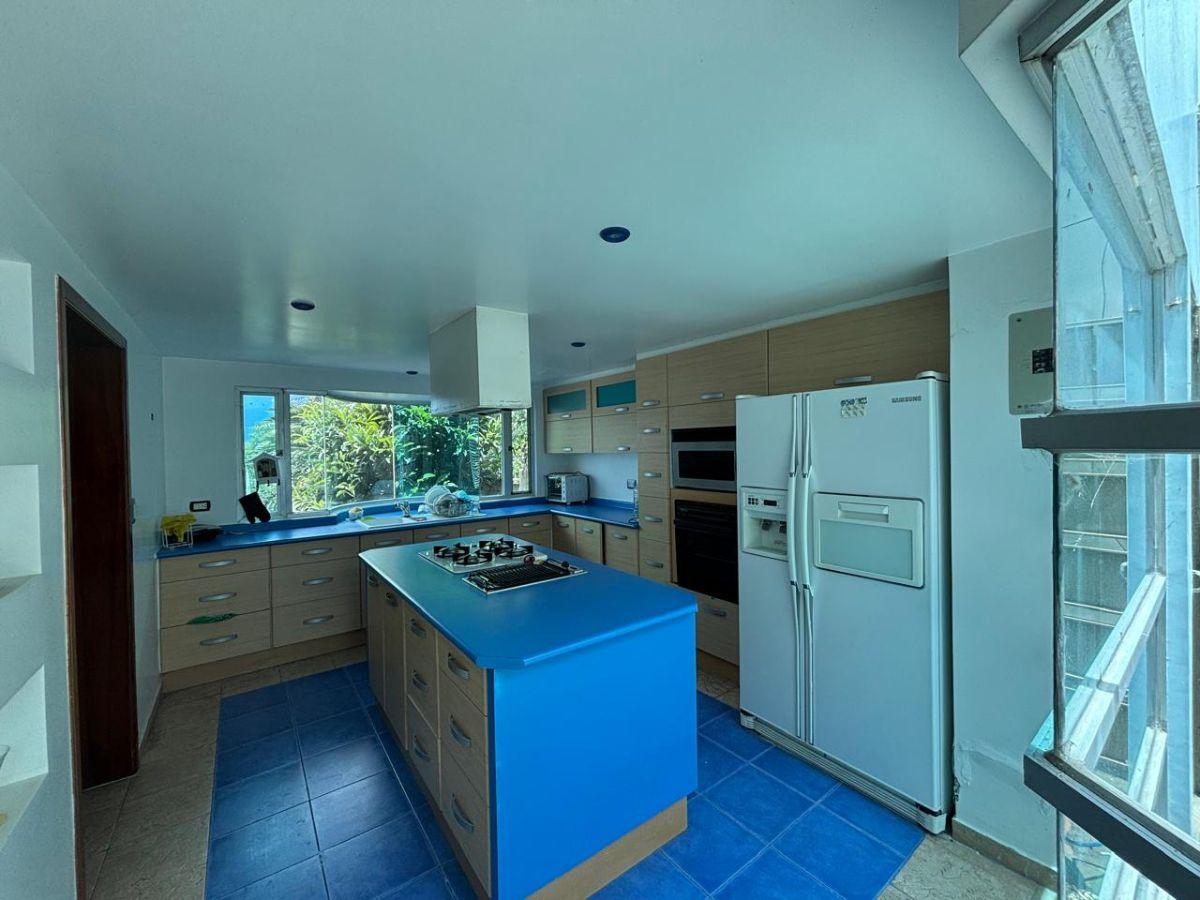 Venta Casa en Cumbaya en La Urbanización Jardín del Este — imagen 7