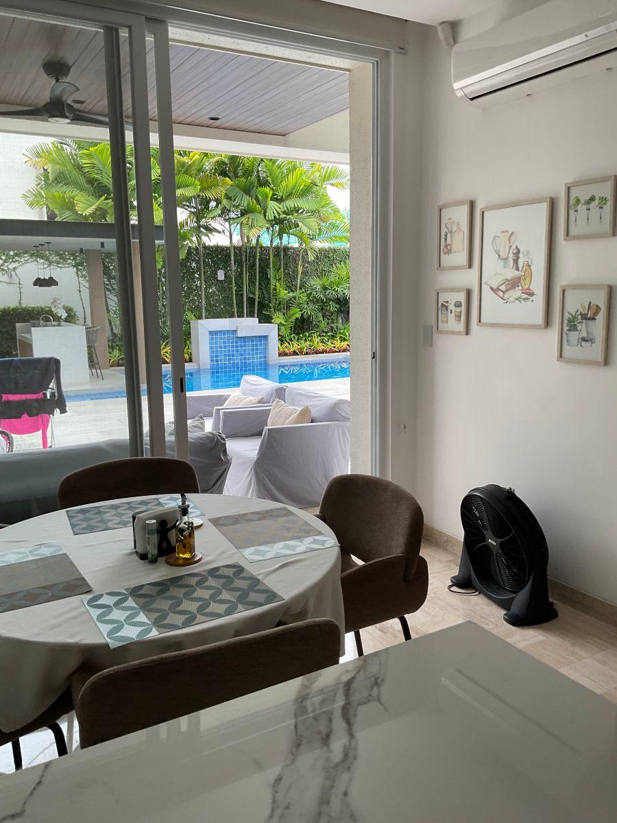 Isla Mocoli Vendo Casa Moderna Amplia con Piscina en Exclusiva Urbanización, Guayas — imagen 9