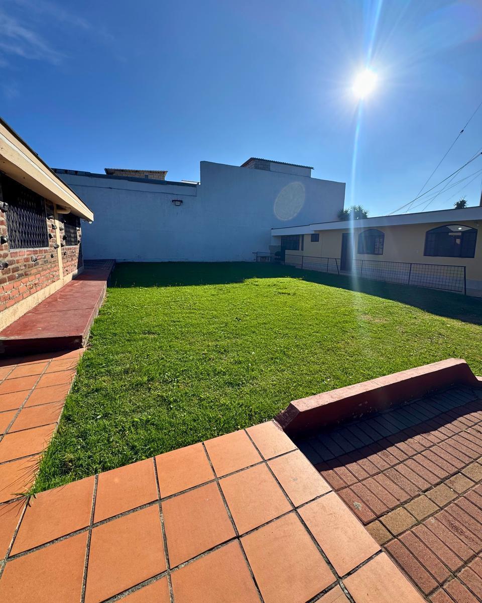 Casa de Venta con Suite, Amplios Espacio Verdes, Sector Haciendas, Sangolqui, valle de Los Chillos — imagen 9